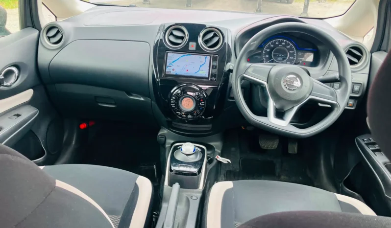 
								Nissan Note e-Power 2019 X full									