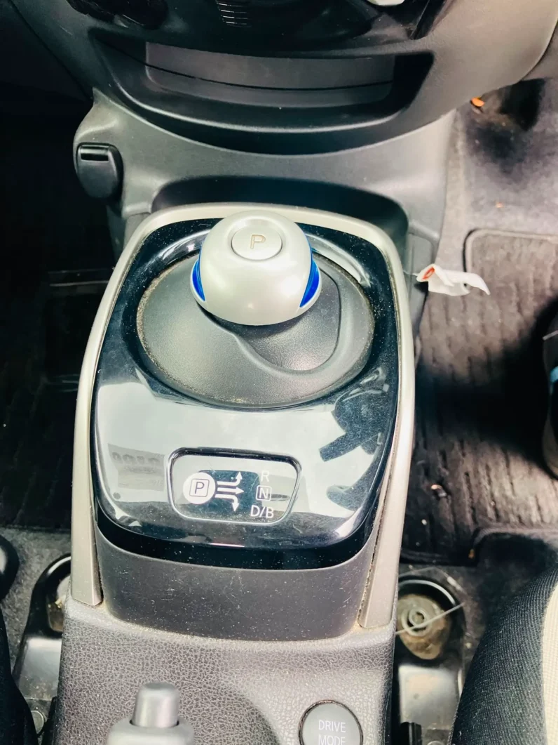 
								Nissan Note e-Power 2019 X full									