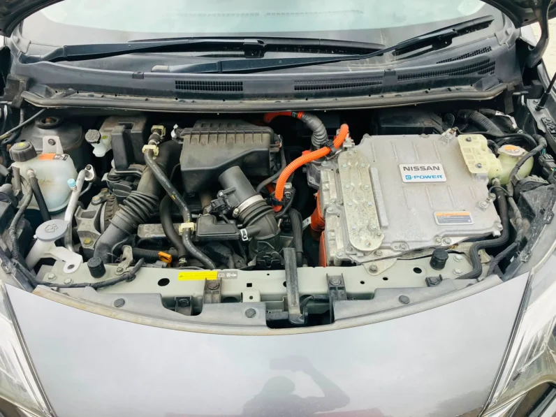 
								Nissan Note e-Power 2019 X full									