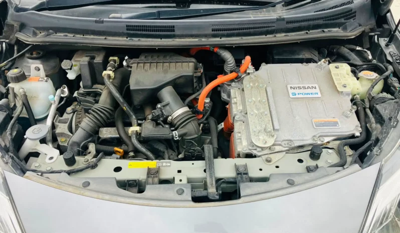 
								Nissan Note e-Power 2019 X full									