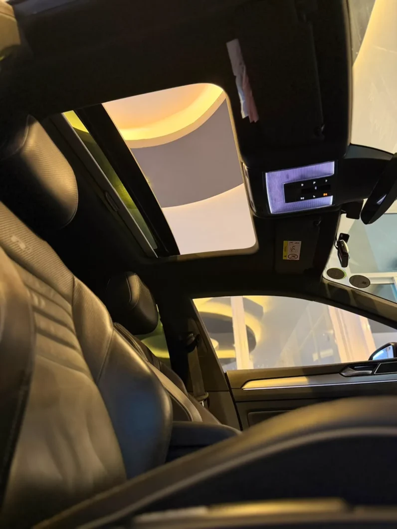 
								Volkswagen Arteon R-Line 2019 4Motion Sunroof full									