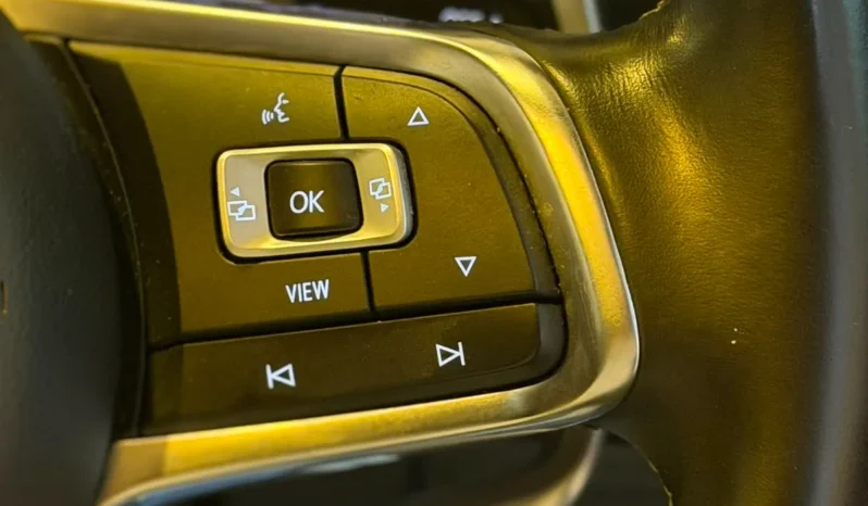 
								Volkswagen Arteon R-Line 2019 4Motion Sunroof full									