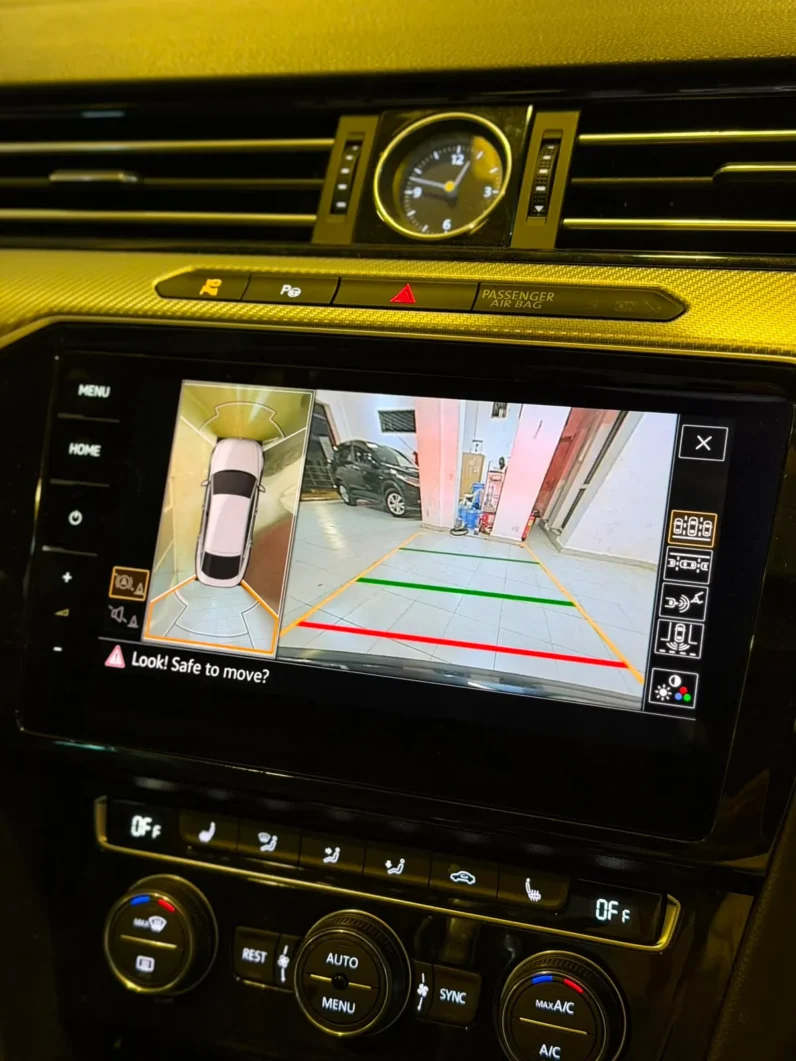 
								Volkswagen Arteon R-Line 2019 4Motion Sunroof full									