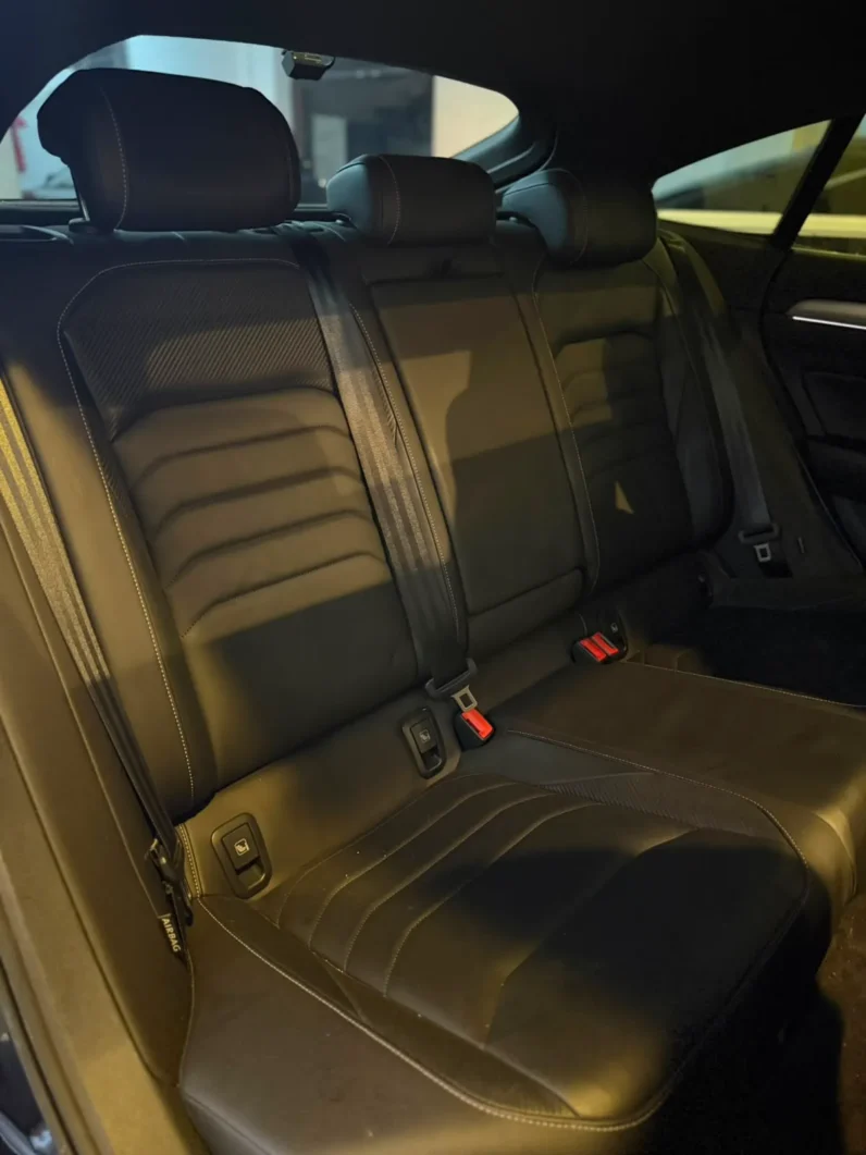 
								Volkswagen Arteon R-Line 2019 4Motion Sunroof full									