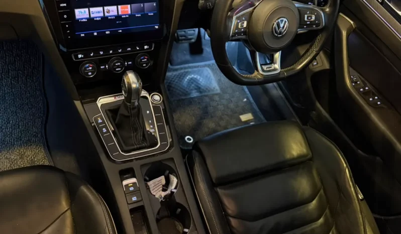 
								Volkswagen Arteon R-Line 2019 4Motion Sunroof full									