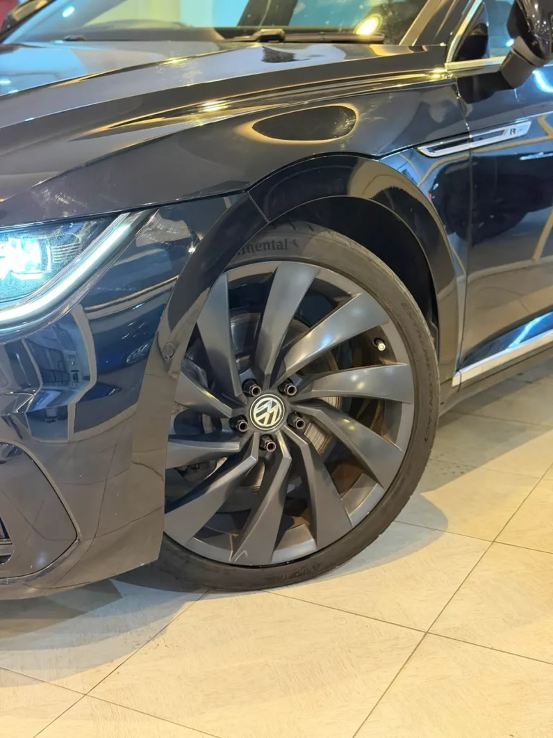 
								Volkswagen Arteon R-Line 2019 4Motion Sunroof full									
