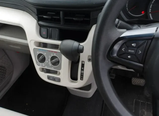 
								Daihatsu Move 2019 full									