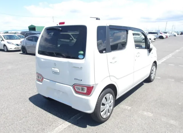 
								Suzuki Wagon R Hybrid 2019 FX full									