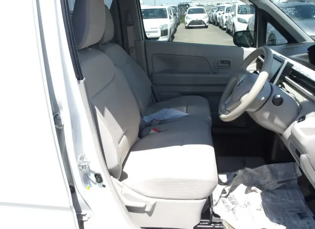 
								Suzuki Wagon R Hybrid 2019 FX full									