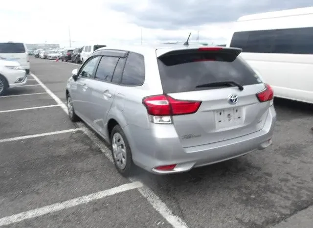 
								Toyota Corolla Fielder Hybrid 2019 full									