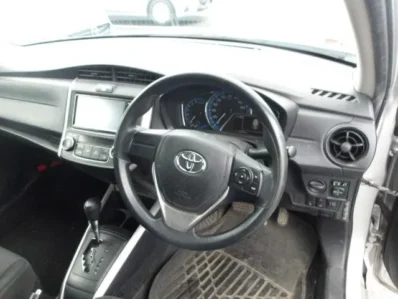 Toyota Corolla Fielder Hybrid 2019