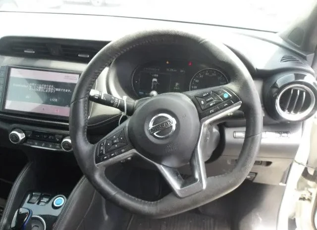 
								Nissan Kicks e-Power 2020 X ProPilot full									