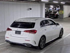 Mercedes Benz A180 2019 AMG Line with Sunroof