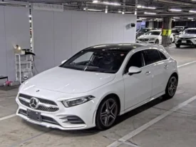 Mercedes Benz A180 2019 AMG Line with Sunroof