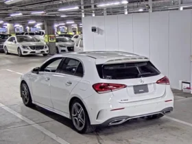 Mercedes Benz A180 2019 AMG Line with Sunroof
