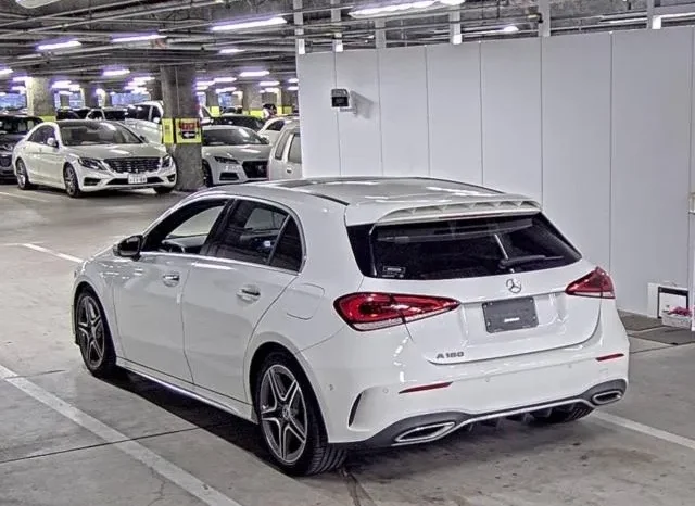 
								Mercedes Benz A180 2019 AMG Line with Sunroof full									