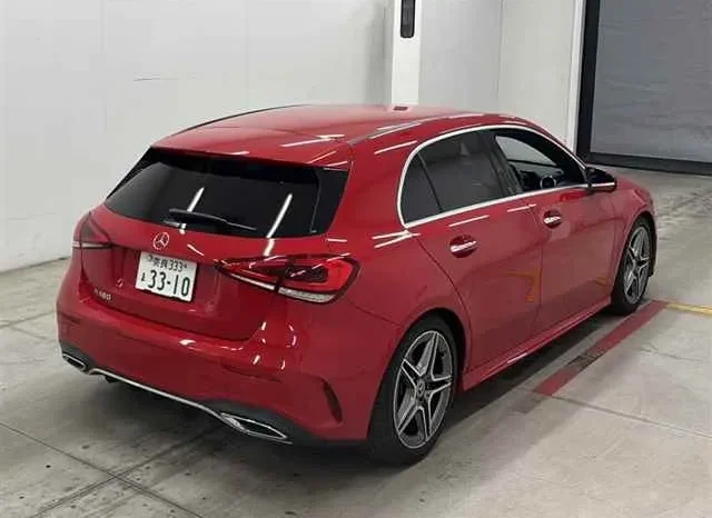 
								Mercedes Benz A180 2019 AMG Line full									