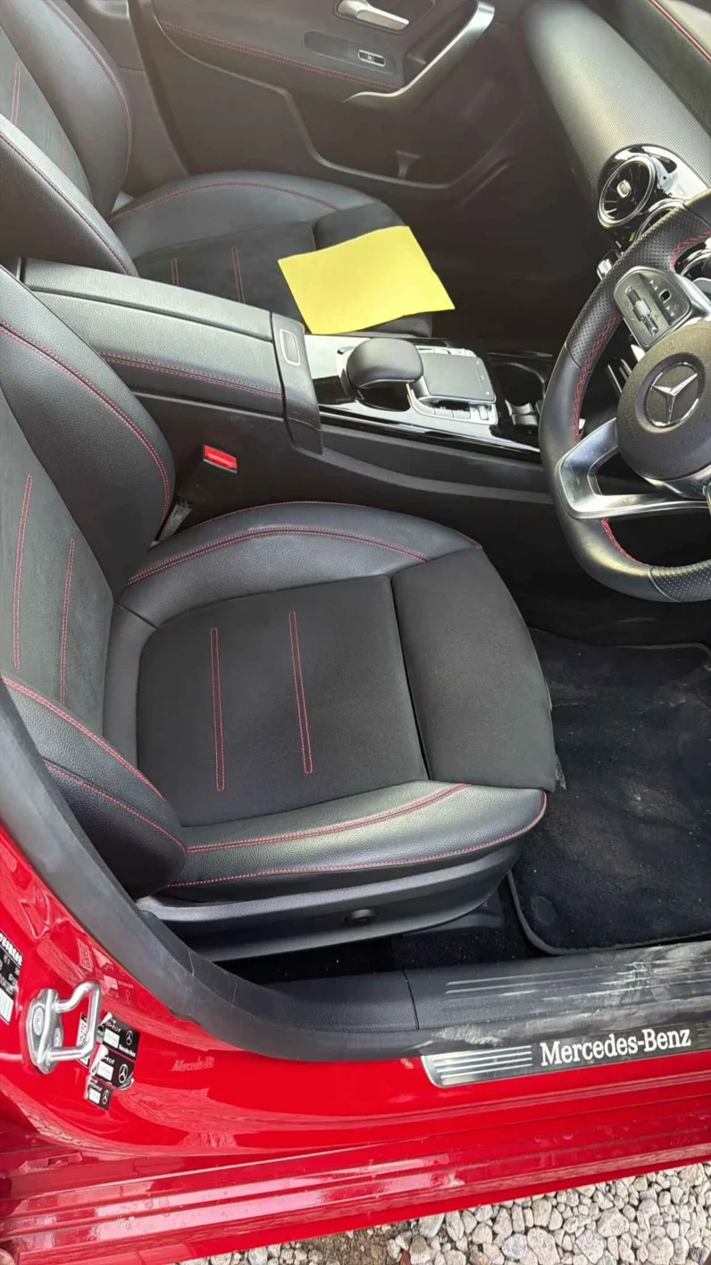 
								Mercedes Benz A180 2019 AMG Line full									