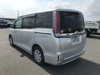 Toyota Noah 2019 X 8 Seater