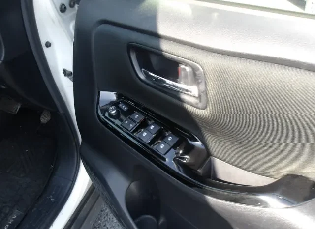 
								Toyota Voxy 2019 ZS Kirameki full									